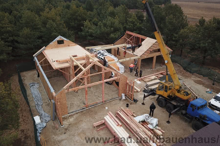 Будівництво барнхаусу із СІП панелей.